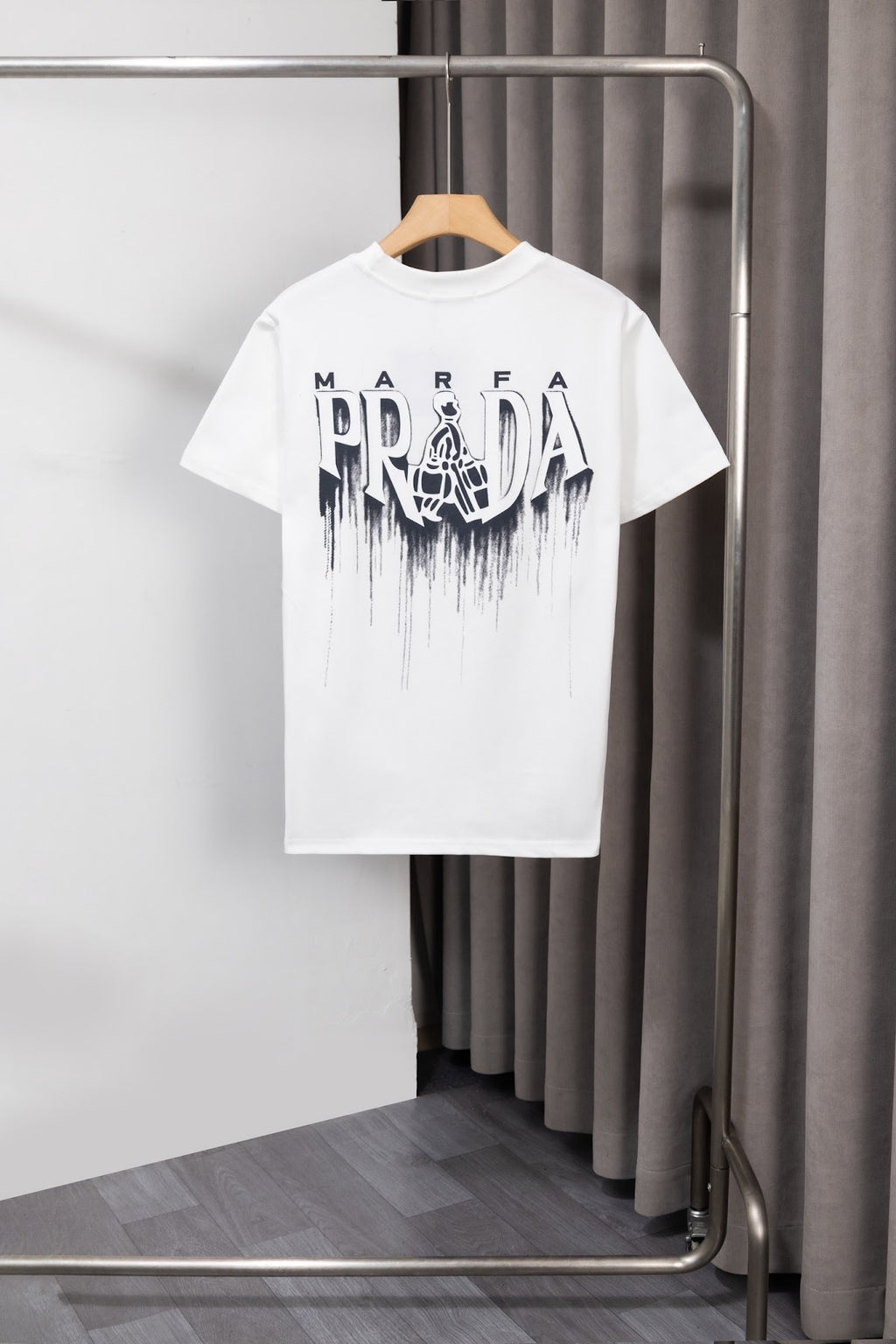 Remera Prada - Messias Indumentaria (foto 2)
