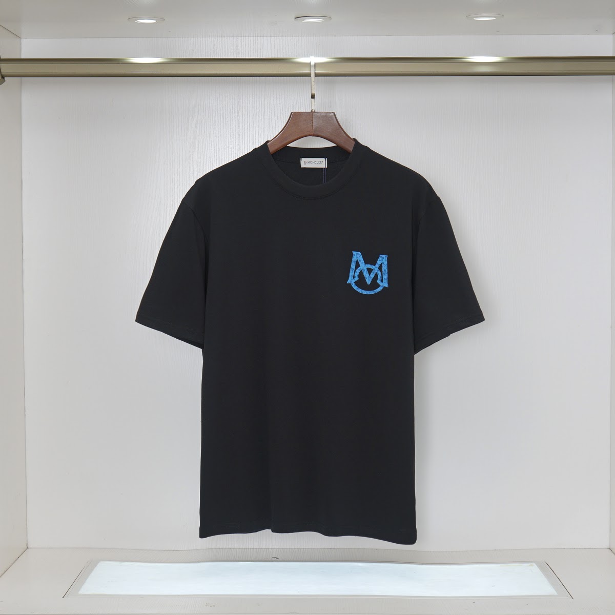 Remera Moncler - Messias Indumentaria